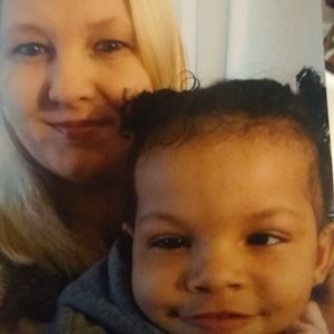 Meet your Posher, Leslie